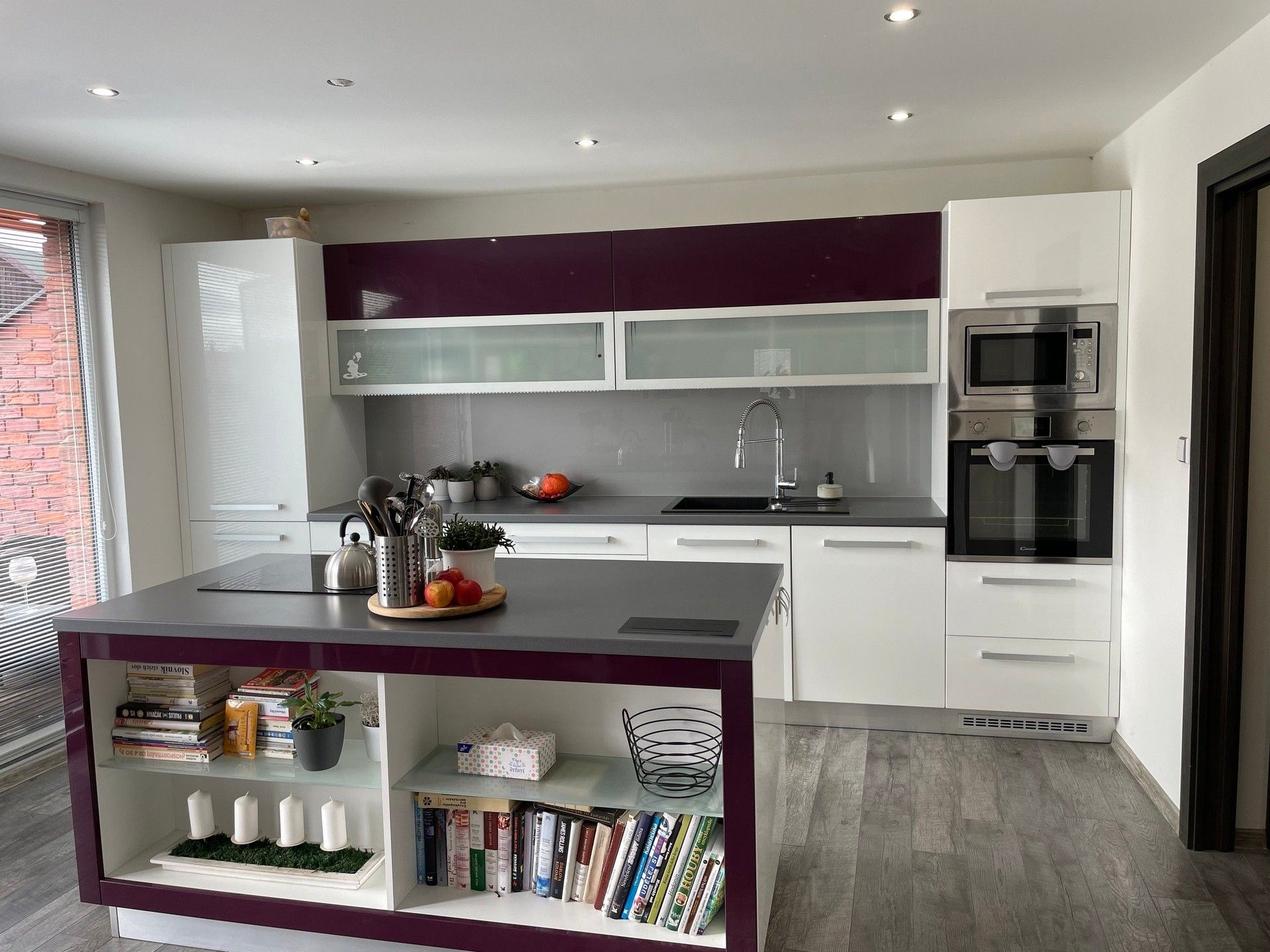 Rodinné domy, Šardice, 300 m²