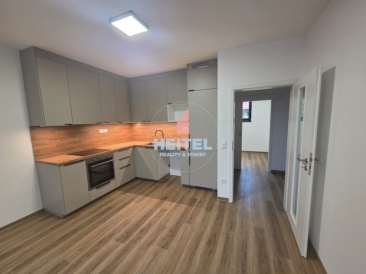 Pronájem byt 2+kk - Olomouc - Hodolany, Olomoucký kraj, 41 m² - 2