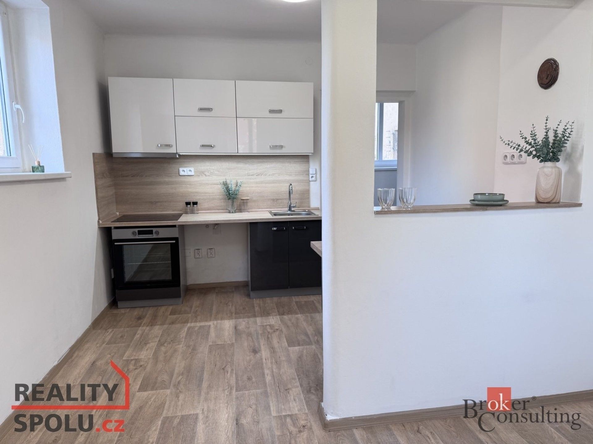 2+kk, Jungmannova, Králův Dvůr, 40 m²