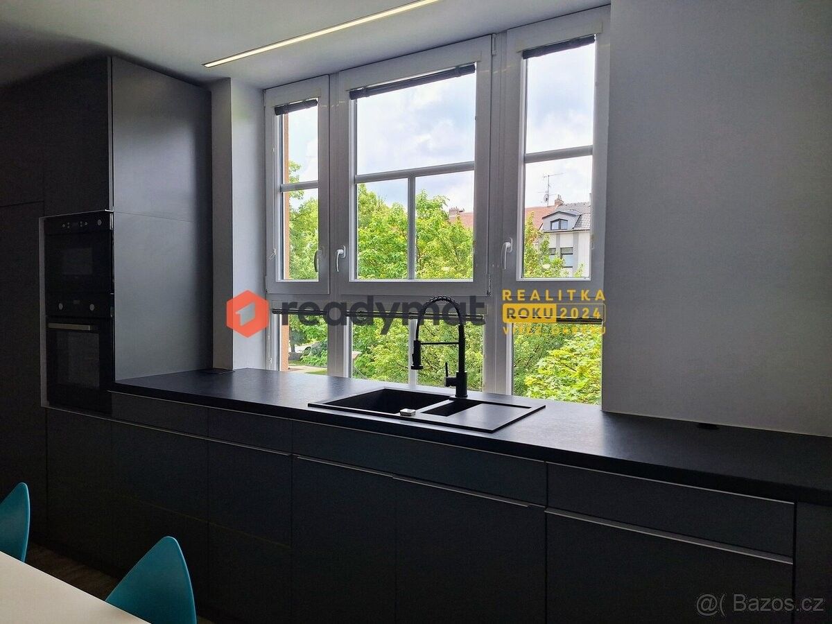 Pronájem byt - Hodonín, 695 01