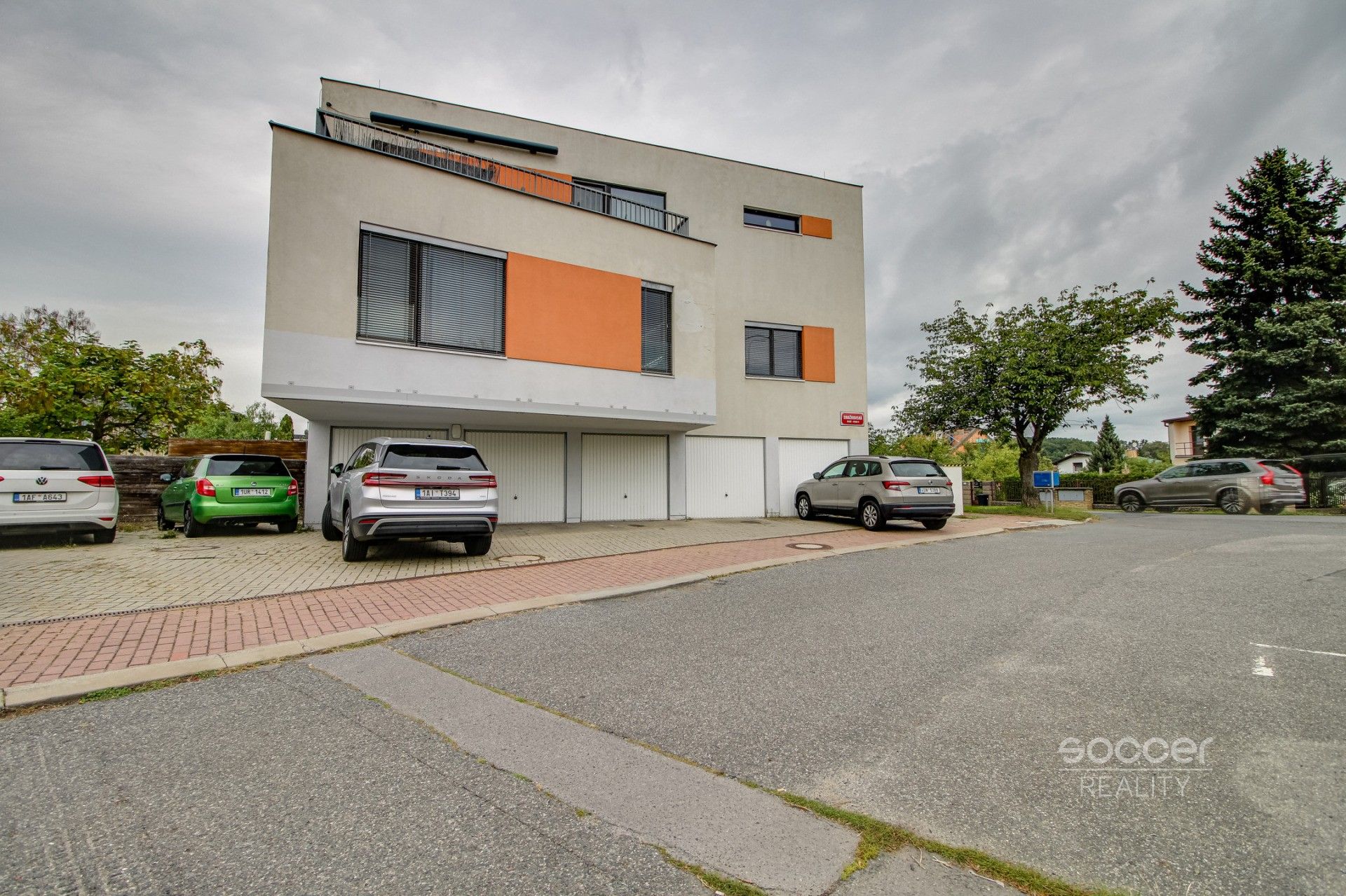 3+kk, Bohdanečská, Praha, 71 m² - 1