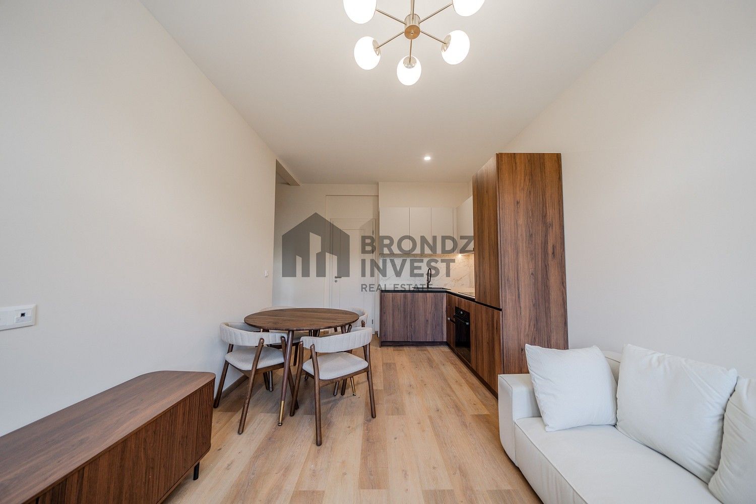 Pronájem byt 2+kk - Praha, Hlavní město Praha, 48 m² - 2
