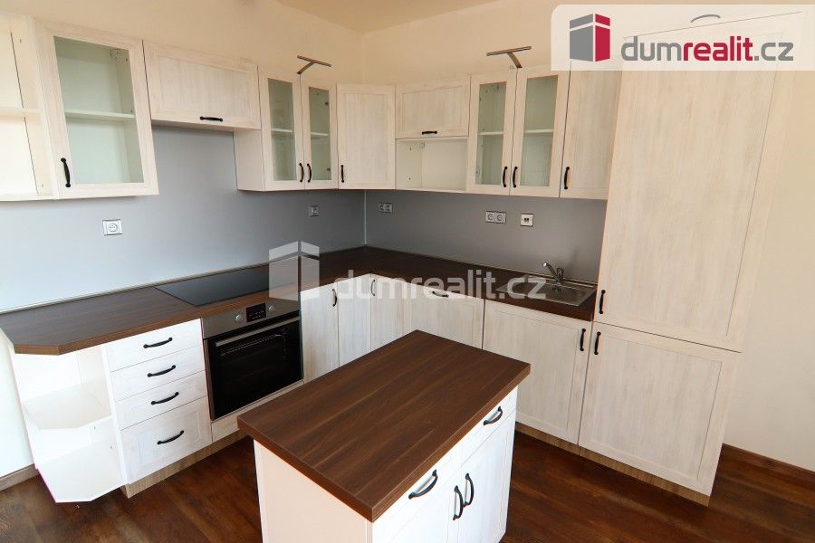 Pronájem byt 3+kk - Verbířská, Uherské Hradiště, 83 m²