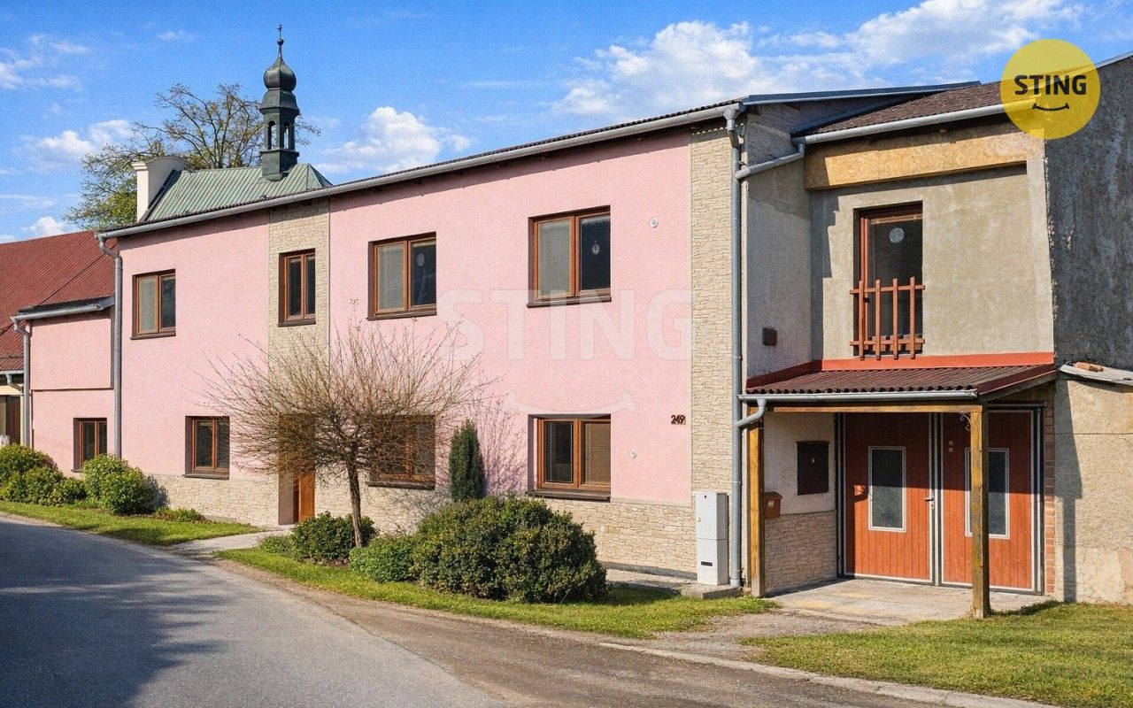 Rodinné domy, Pěnčín, 220 m²