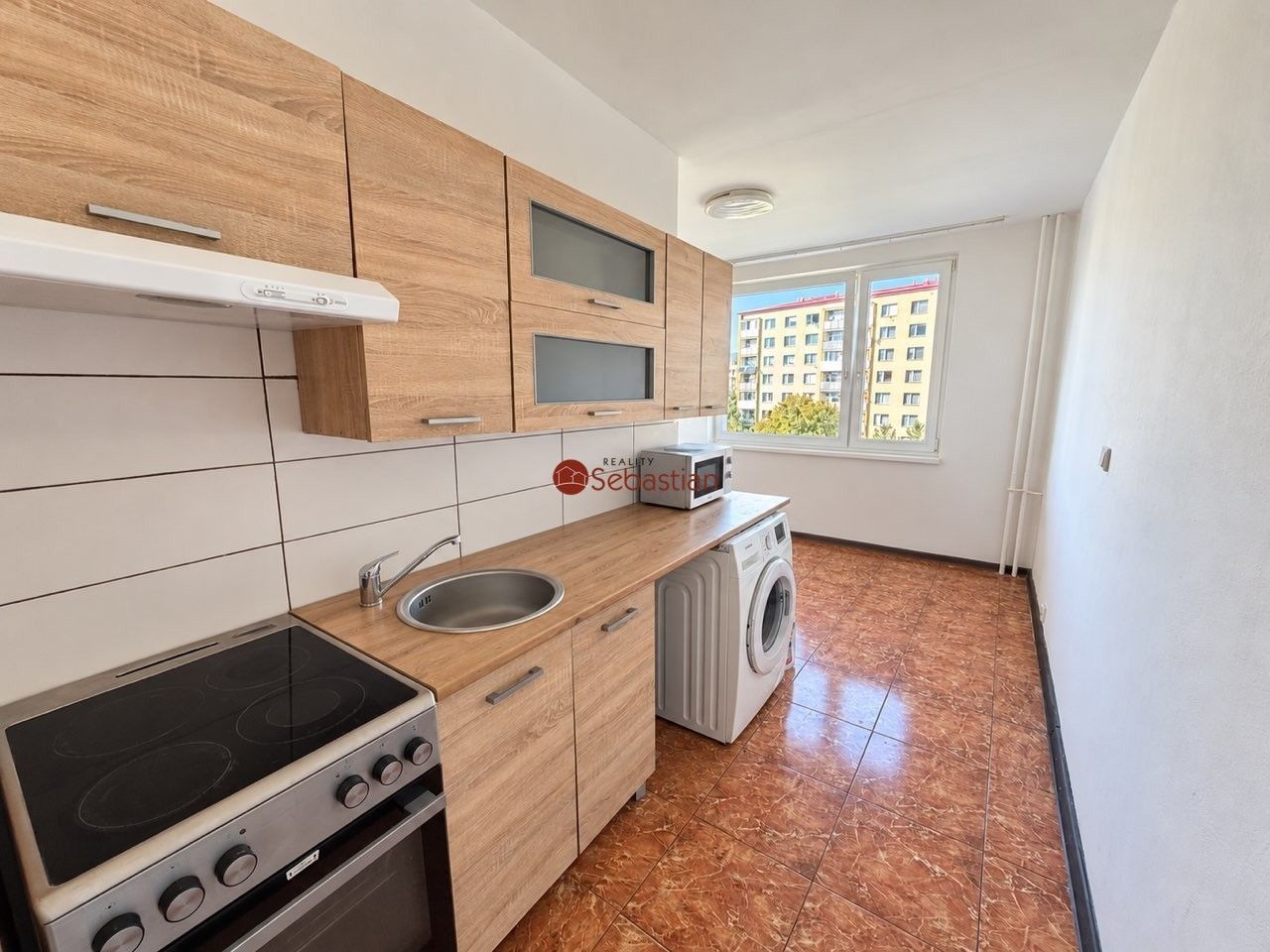 Prodej byt 2+1 - Jiráskova, Chomutov, 63 m² - 2