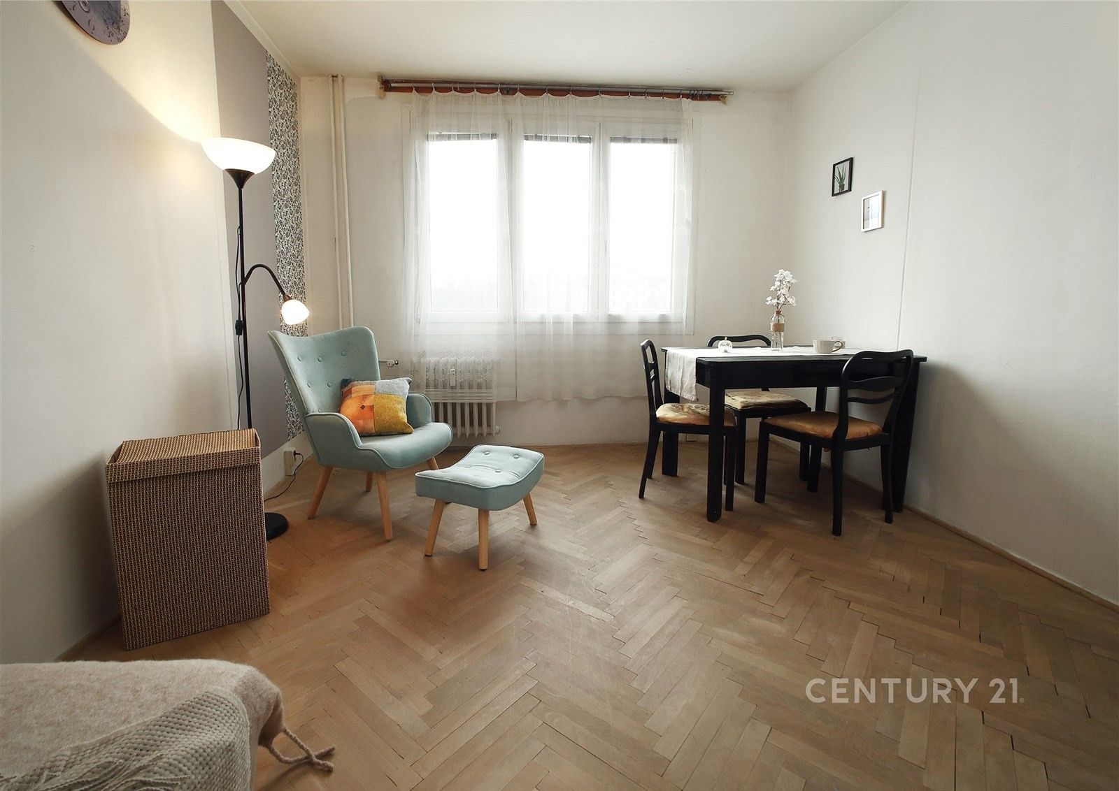 2+kk, Vejprnická, Plzeň, 42 m²