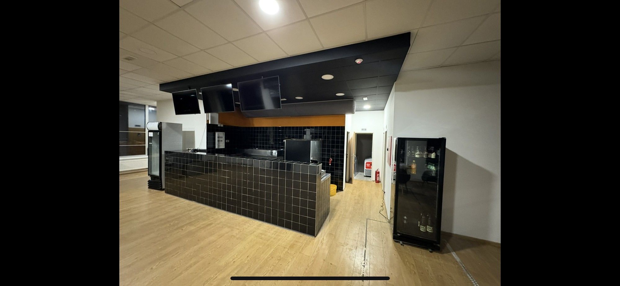 Restaurace · 143 m² · Praha - Záběhlice, okres Praha 10, Hlavní město Praha - 3