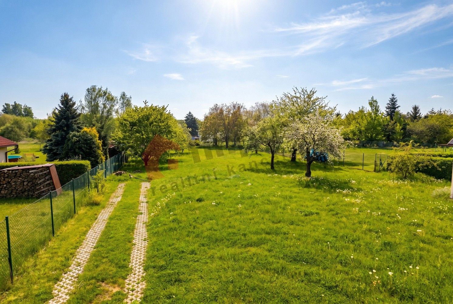Pozemky pro bydlení, Šternberská, Divišov, okres Benešov - 1