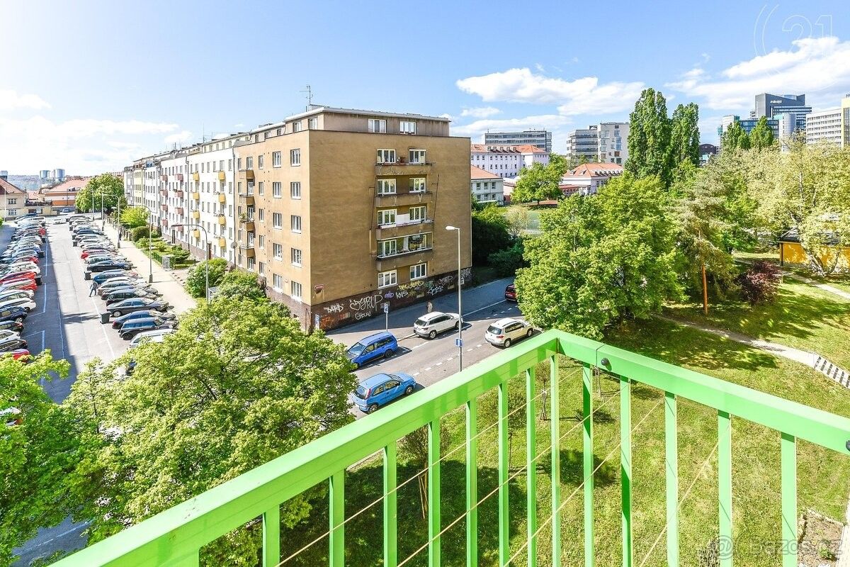 Pronájem byt 2+1 - Praha, 140 00, 52 m²