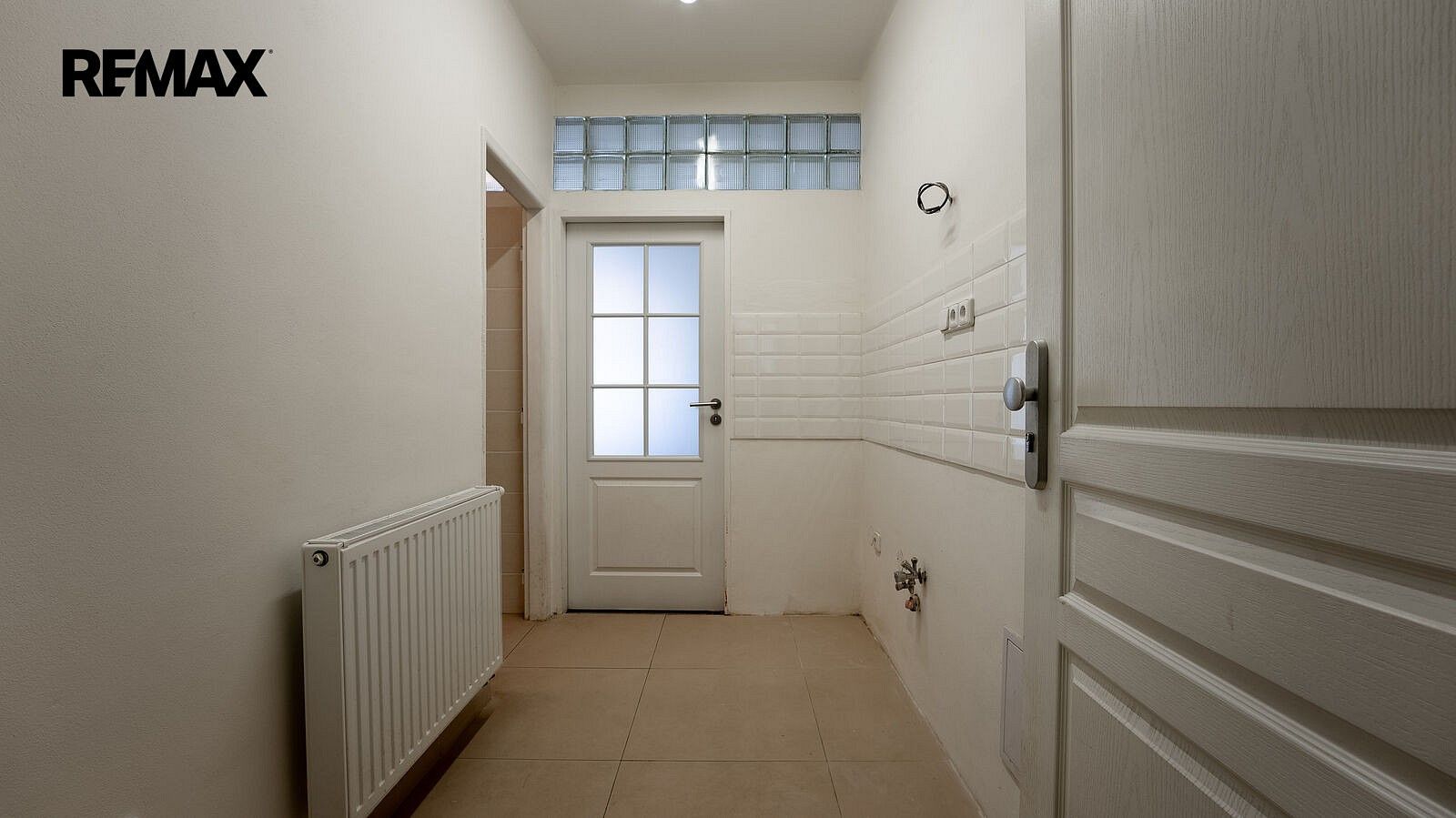 Rodinné domy, Nové Strašecí, okres Rakovník, Středočeský kraj, 210 m² - 2