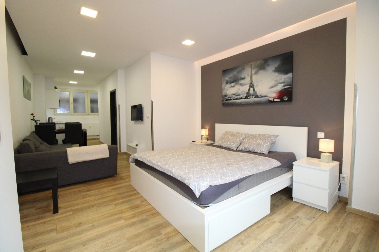 Pronájem byt 1+kk - Opletalova, Praha, 35 m²