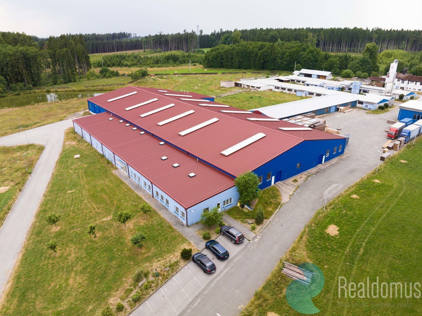 Výrobní prostory, Hladov, 4 500 m²
