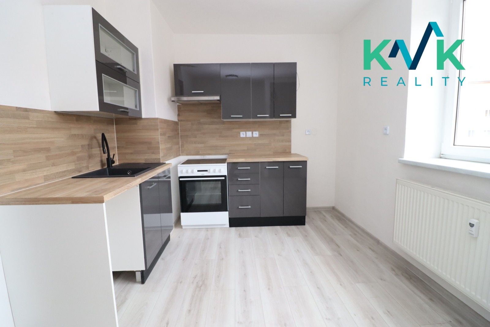 1+1, Nádražní 112, Sokolov, 45 m²