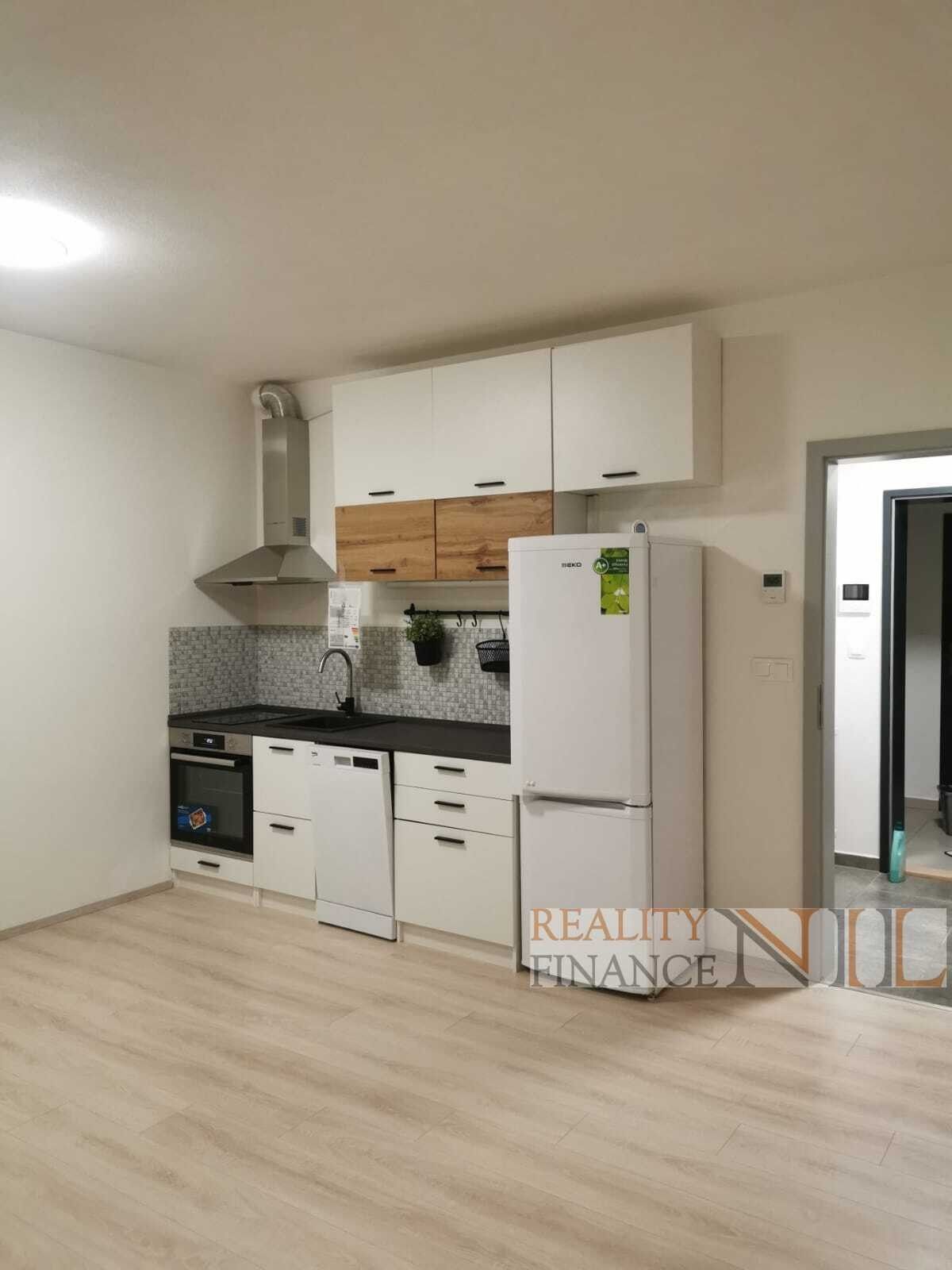 1+kk, Boettingerova 3056, Plzeň Jižní Předměstí, 39 m² - 1