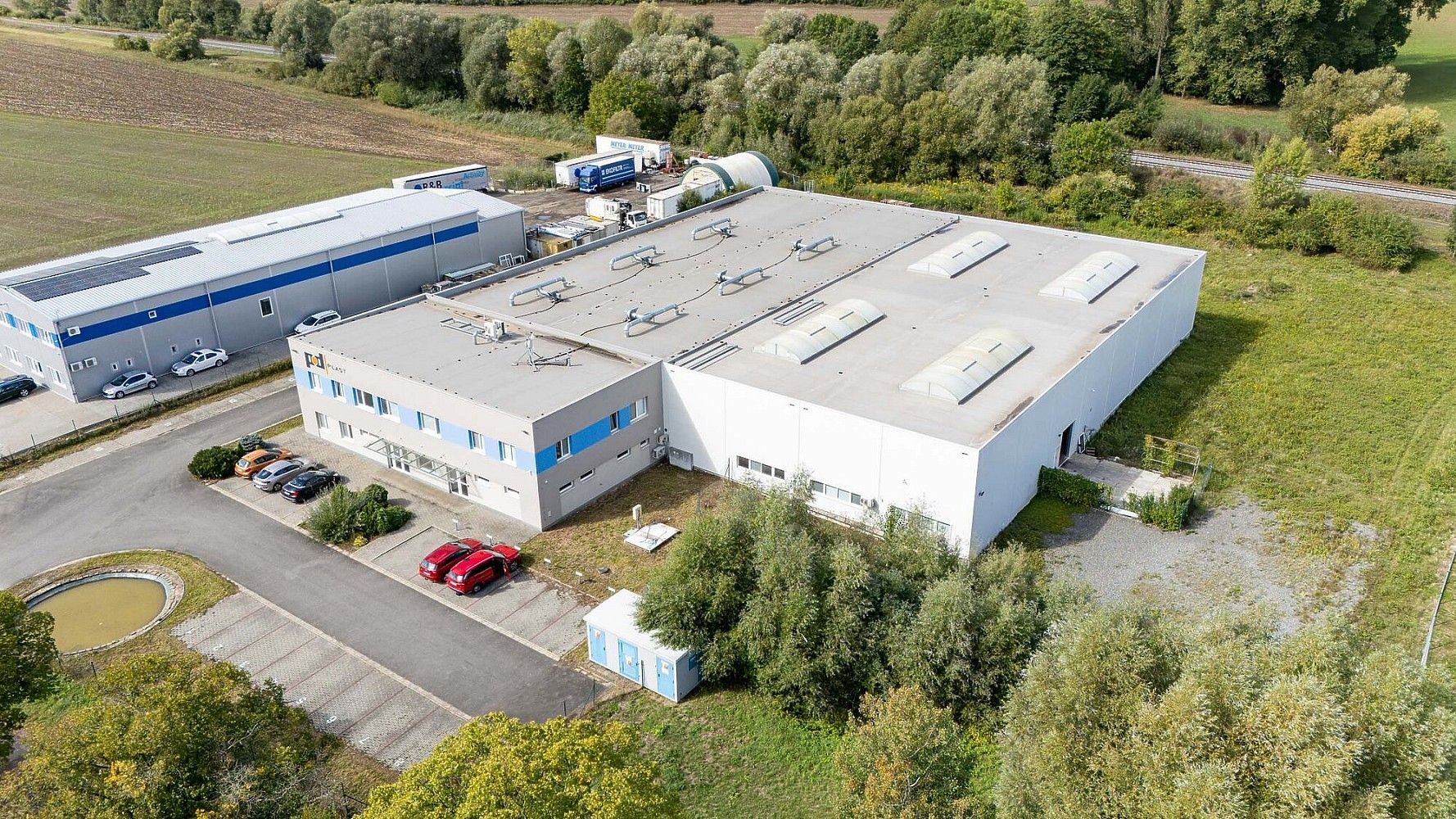 Výrobní prostory, Hradčovice, okres Uherské Hradiště, 2 867 m² - 1