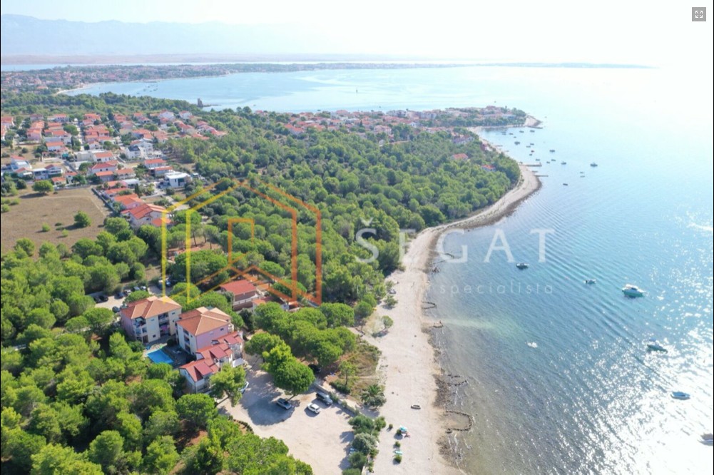 Nemovitost · 987 66, Zahraničí - 3