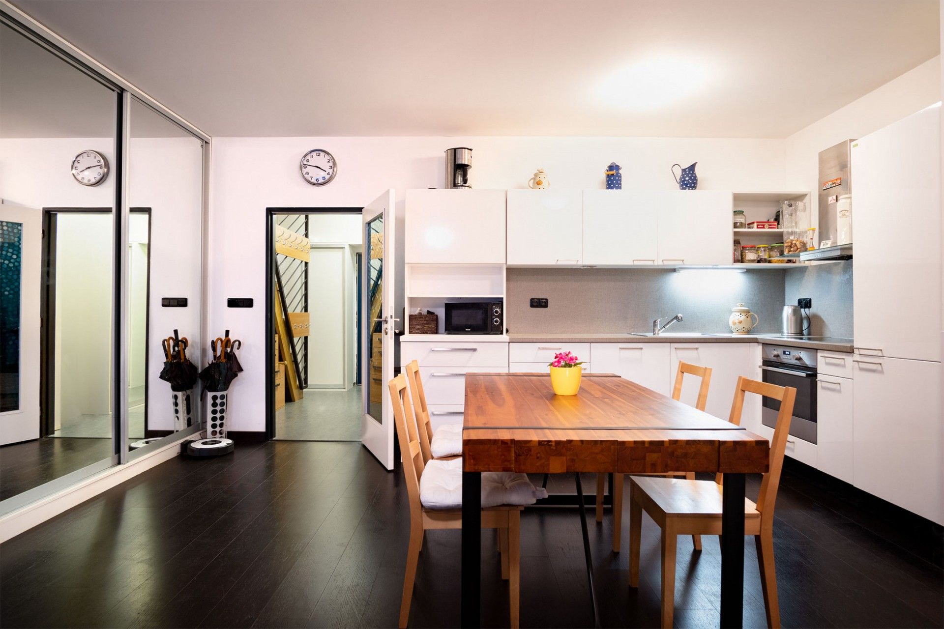 Prodej činžovní dům - Křižíkova, Praha, 5 555 m² - 5