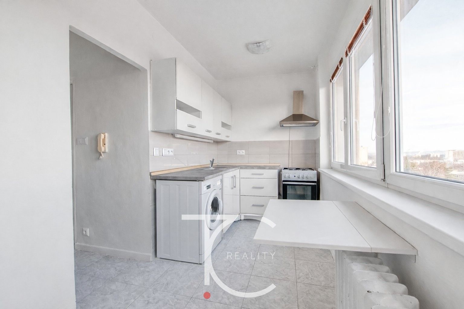 1+1, 29. dubna 252, Ostrava, 31 m²