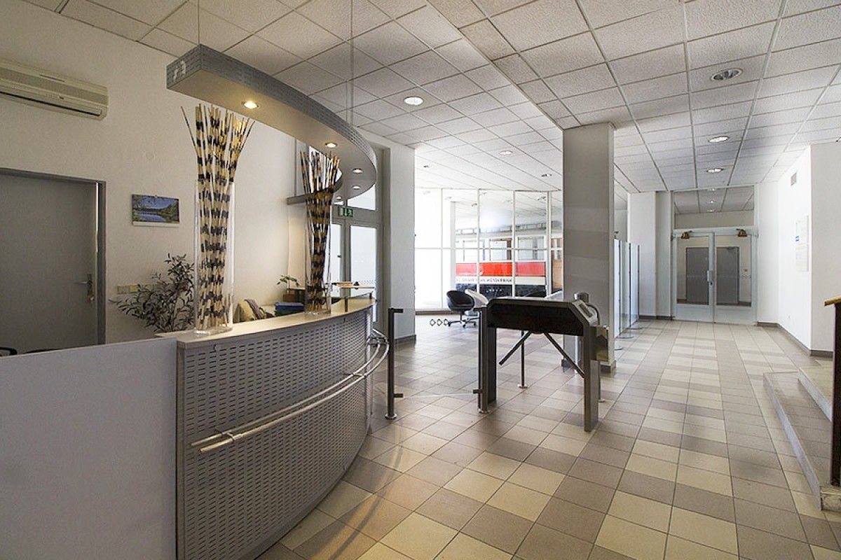 Pronájem kancelář - Ringhofferova, Praha, 126 m²