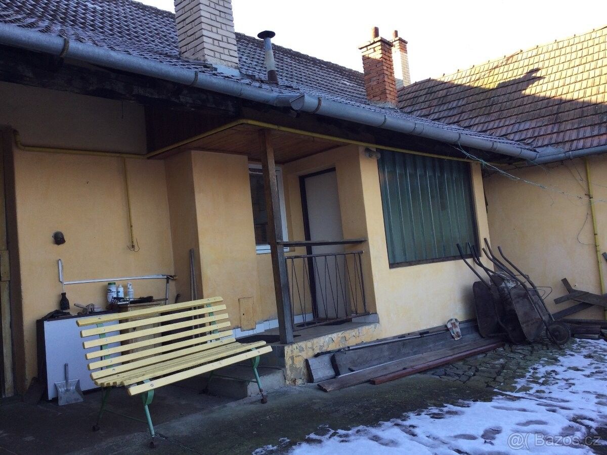 Prodej rodinný dům - Hluk, 687 25