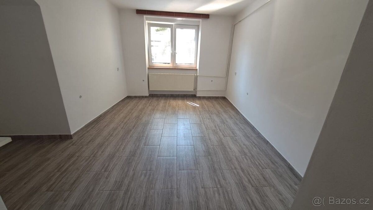 Obchodní prostory · Jeseník, 790 01 - 4
