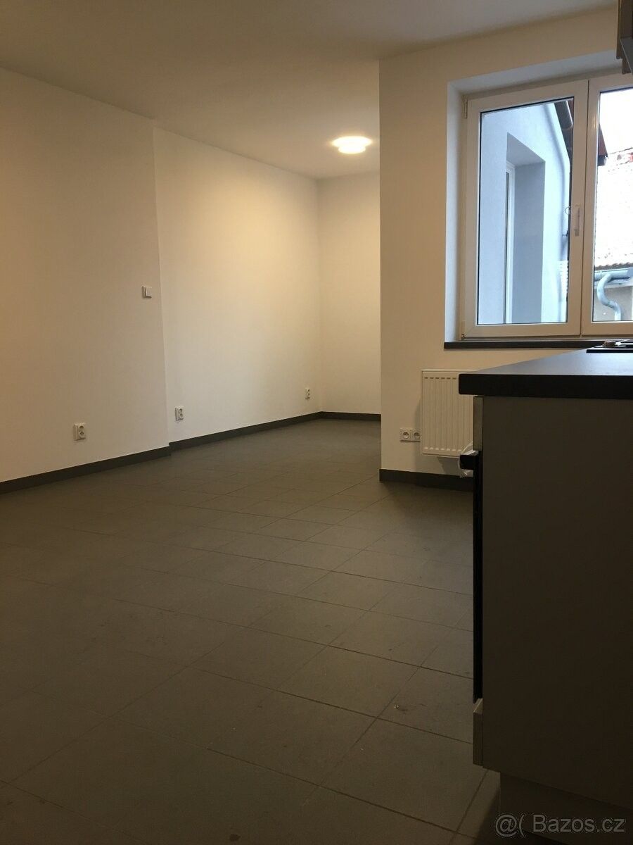 Pronájem byt - Slaný, 274 01