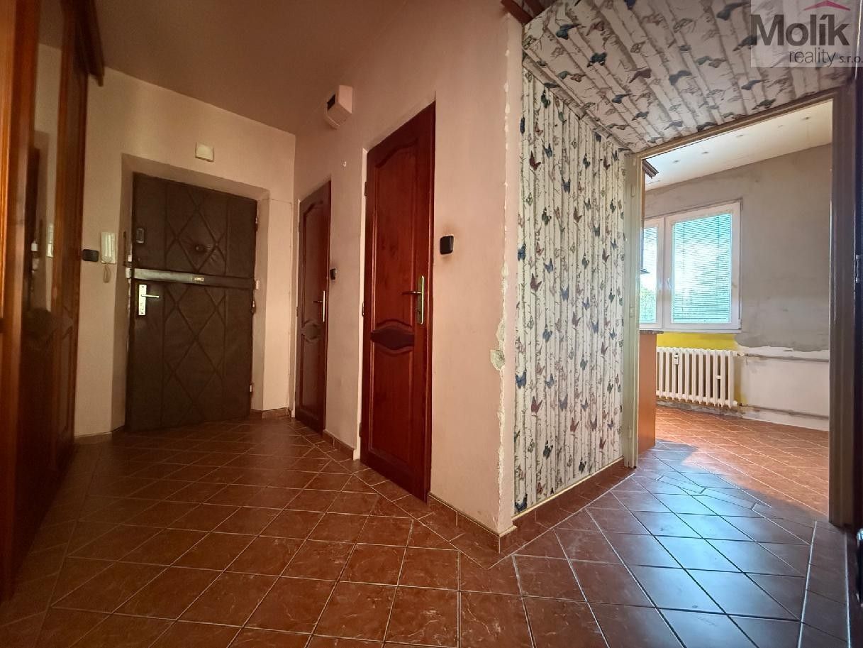Byt 2+1 · 56 m² · M. Švabinského, Bílina - 4