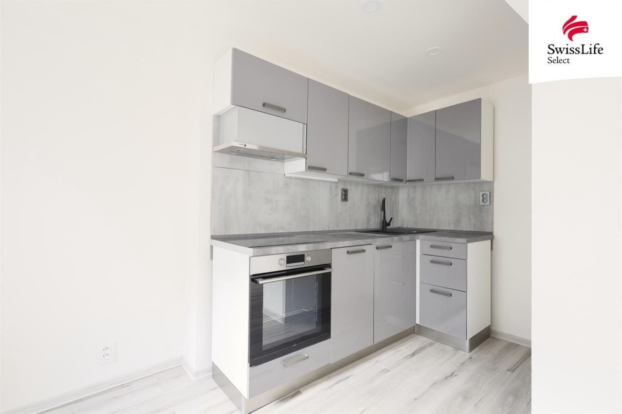 Prodej byt 2+kk - náměstí Jana Karafiáta, Jimramov, 60 m²