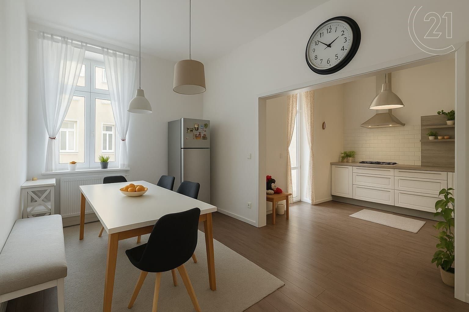 Prodej byt 4+1 - Pernerova, Praha, 138 m²