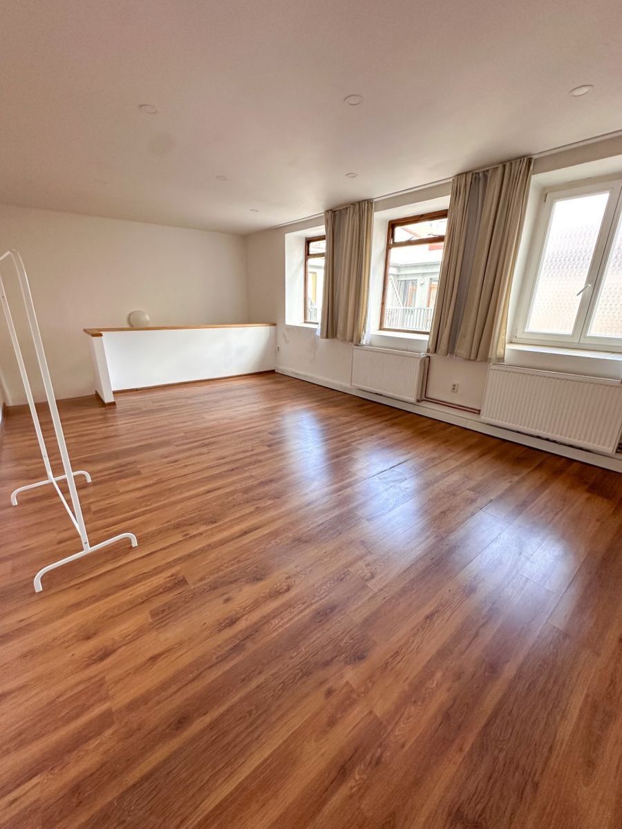 3+kk, Máchova, Praha - Vinohrady, 83 m² - 2