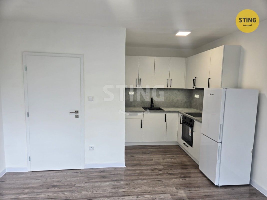2+kk, Šalamounská 3015, Ostrava Moravská Ostrava, 32 m² - 1
