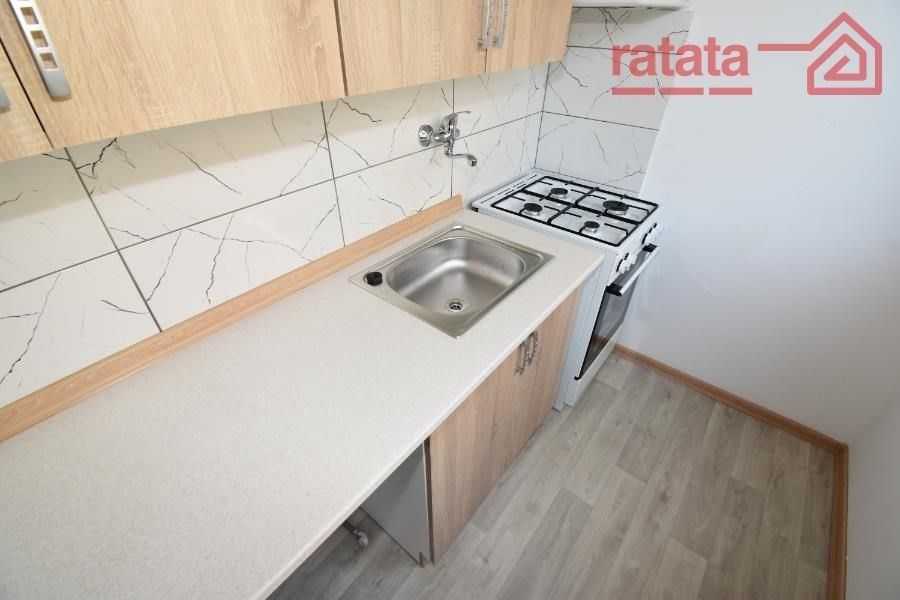 Pronájem byt 1+1 - Jana Kubelíka, Most, 27 m²