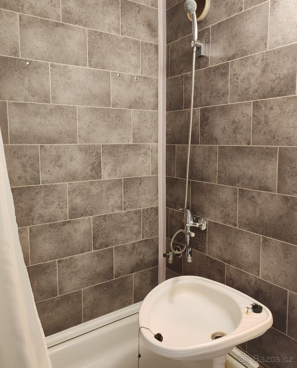 Pronájem byt - Aš, 352 01