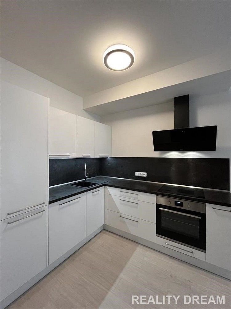 2+kk, Praha - Stodůlky, okres Praha 13, Hlavní město Praha, 60 m² - 2