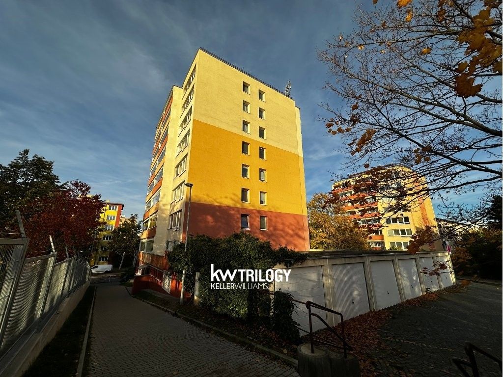 2+1, Hartigova, Praha, 40 m²