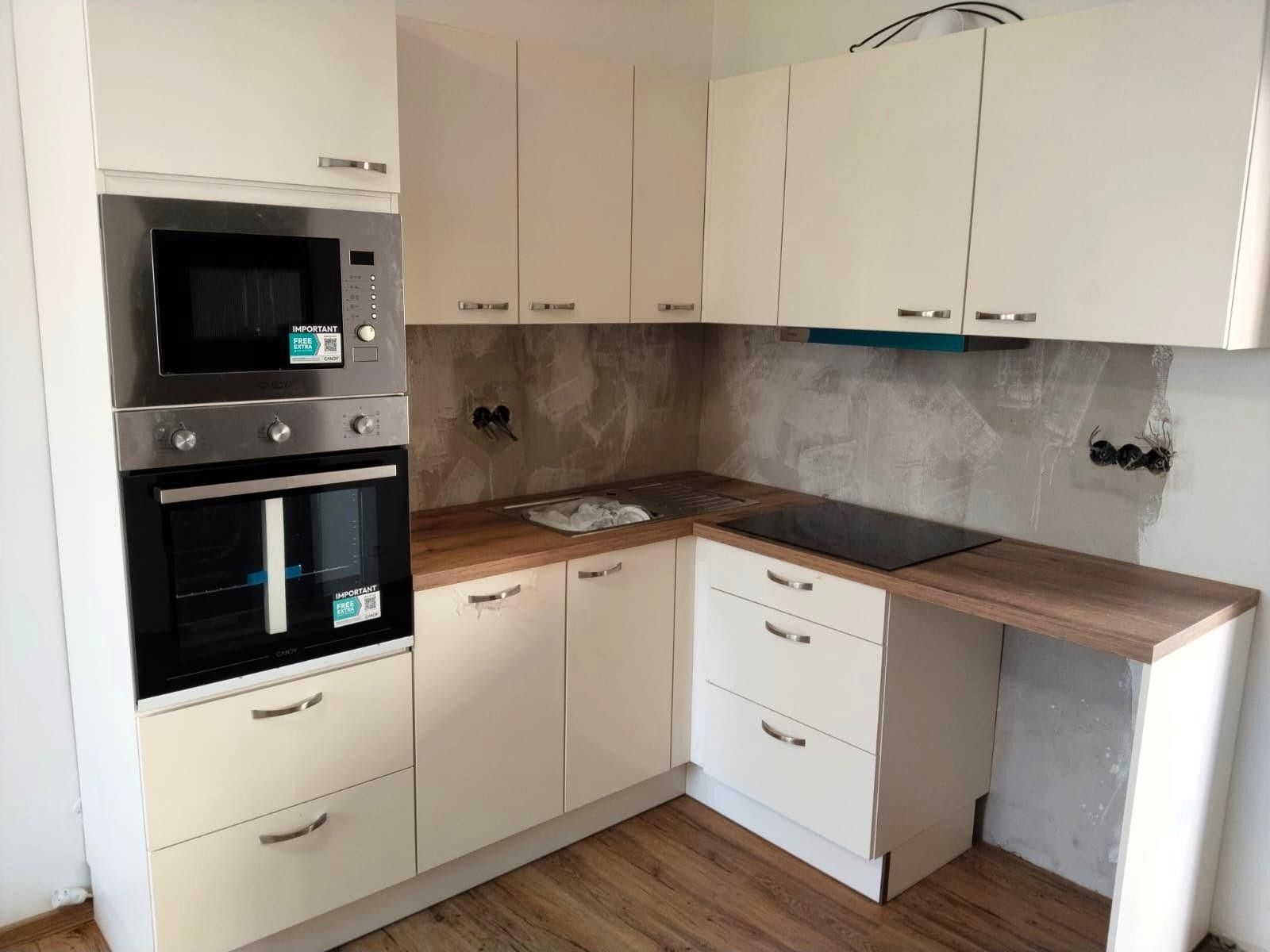 2+kk, 1. máje, Sezimovo Ústí, 60 m²