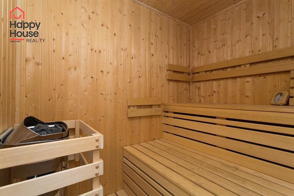 Rodinný dům · 390 m² · Praha - Nebušice, okres Praha 6, Hlavní město Praha - 3