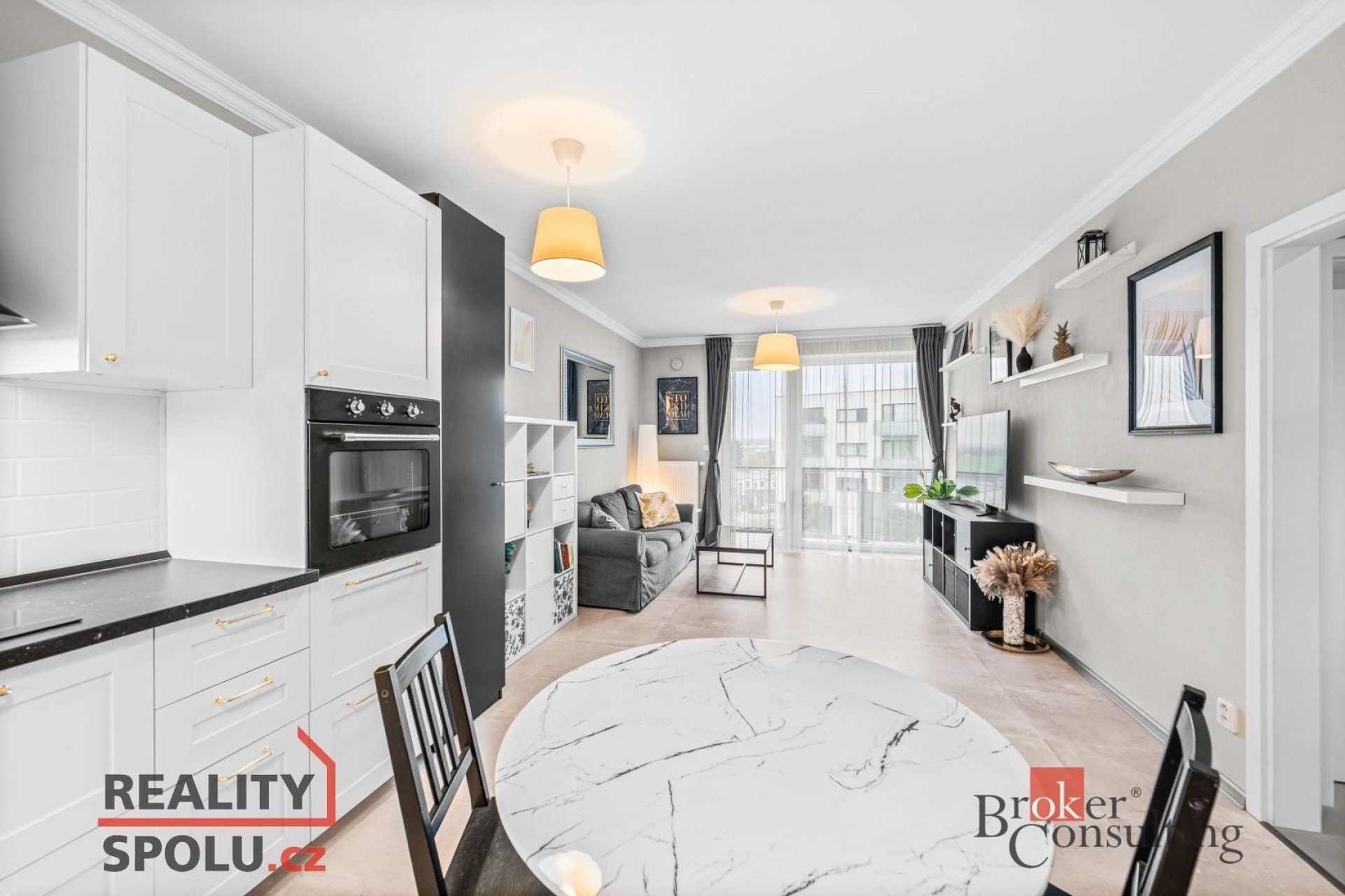 Pronájem byt 2+kk - Nepomucká, Plzeň, 64 m²