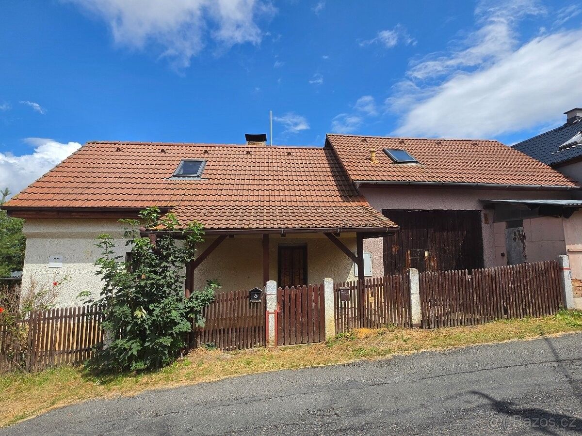Rodinné domy, Petrovice u Rakovníka, 270 35 - 2