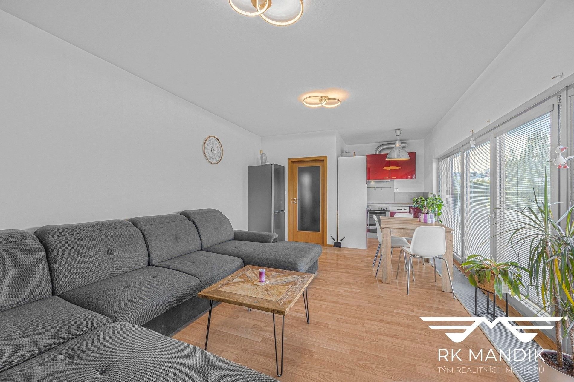 Byt 2+kk · 54 m² · K dálnici, Praha - 4