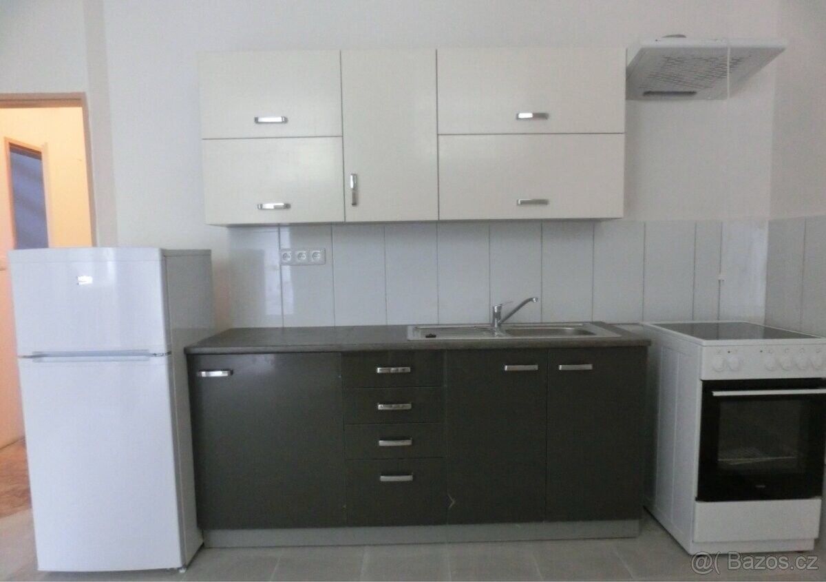Byty, Šternberk, 785 01