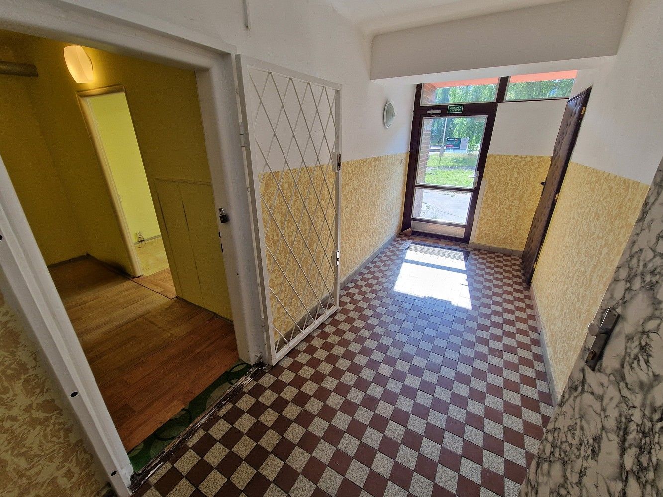 Pronájem obchodní prostory - Ostrava - Moravská Ostrava, okres Ostrava-město, Moravskoslezský kraj, 20 m² - 2
