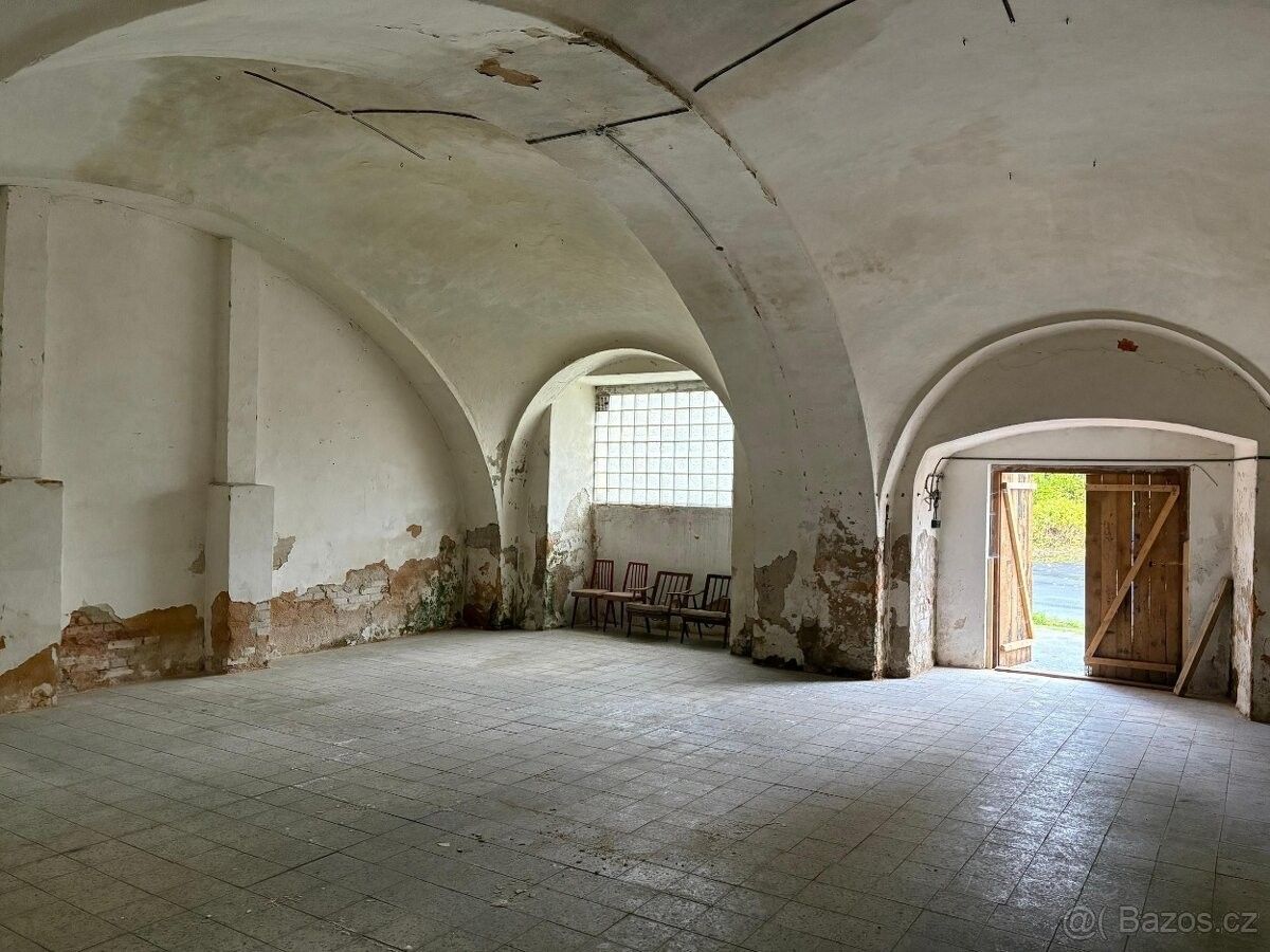 Pronájem sklad - Planá u Mariánských Lázní, 348 15