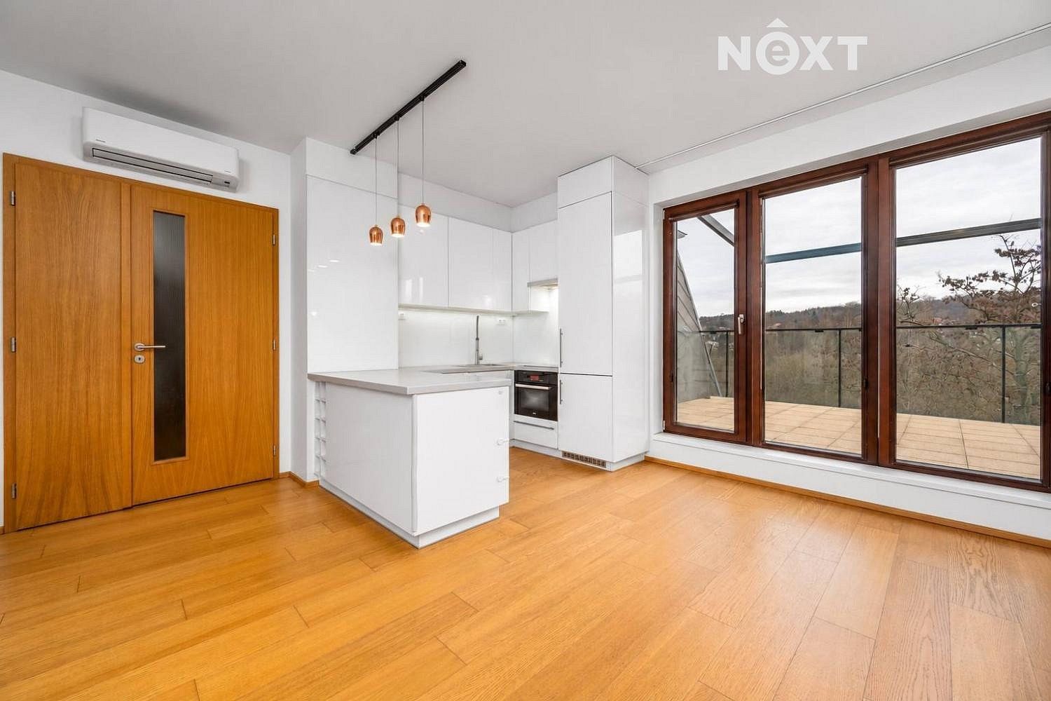 3+kk, Nademlejnská, Praha 9 - Hloubětín, 98 m² - 1
