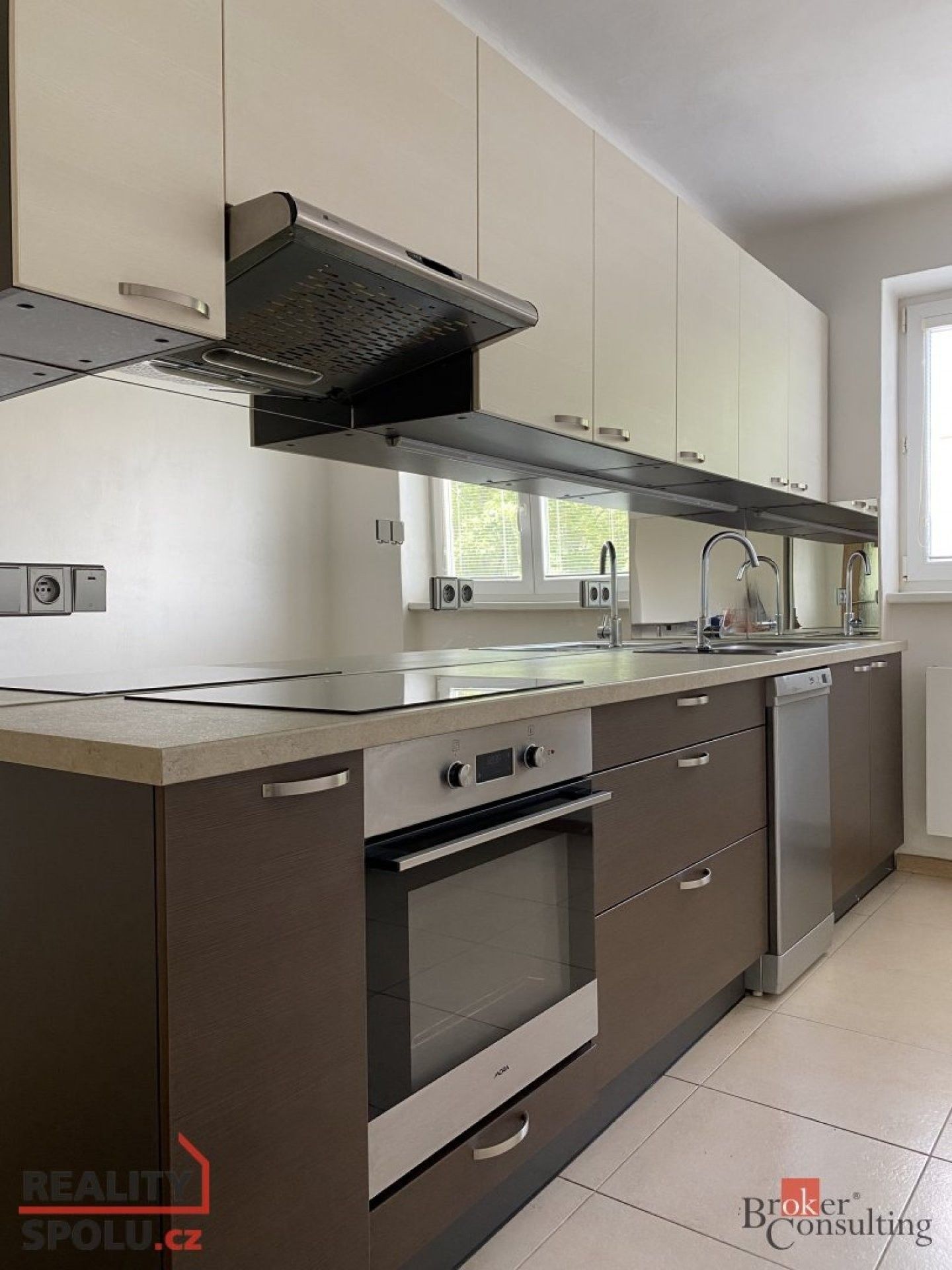 2+1, náměstí Slezského odboje, Opava, 60 m²