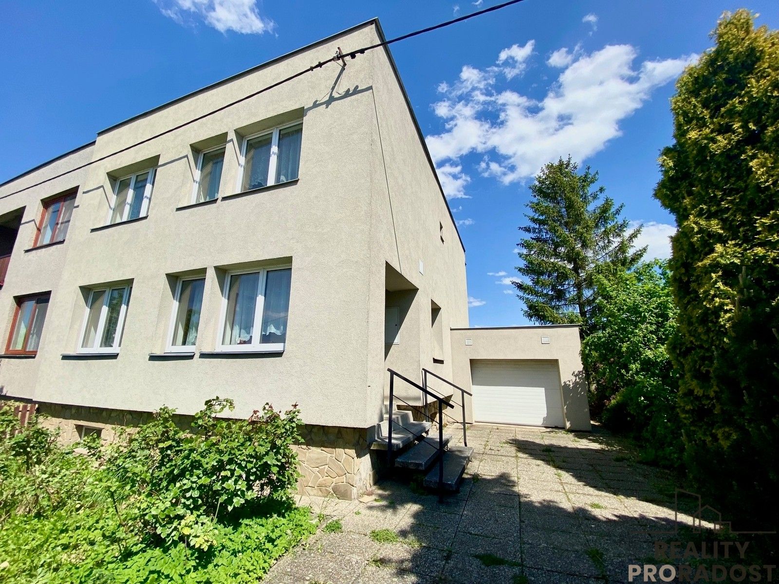 Rodinné domy, Pod Dubíčkem, Bystřice pod Hostýnem, 208 m²