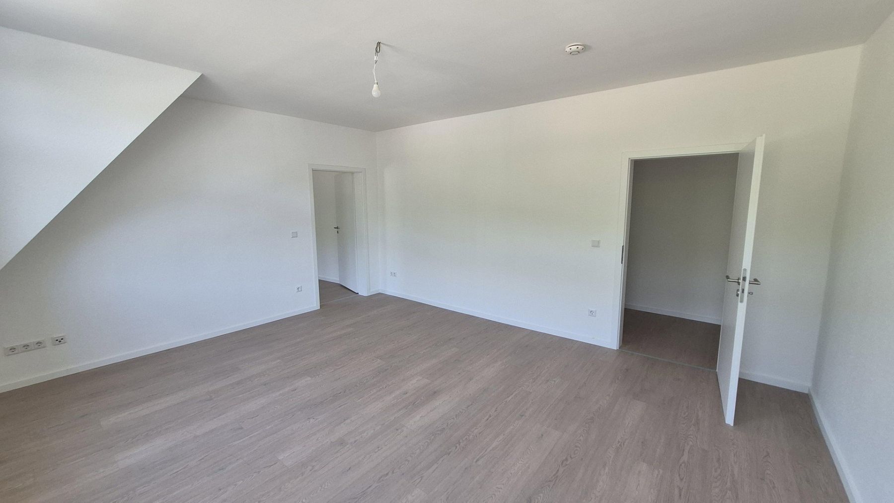 Byt 4+1 · 113 m² · , Severní Porýní-Vestfálsko - 3