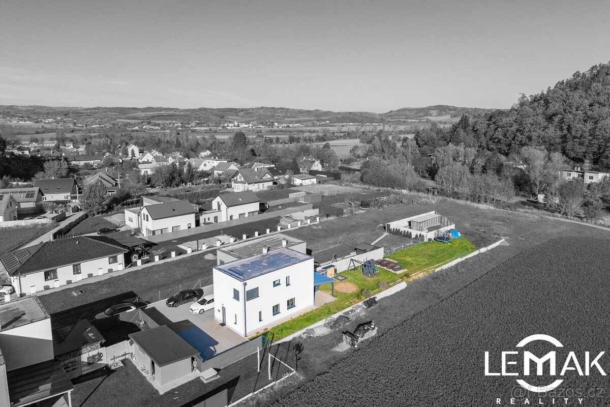 Prodej rodinný dům - Skalice nad Svitavou, 679 01