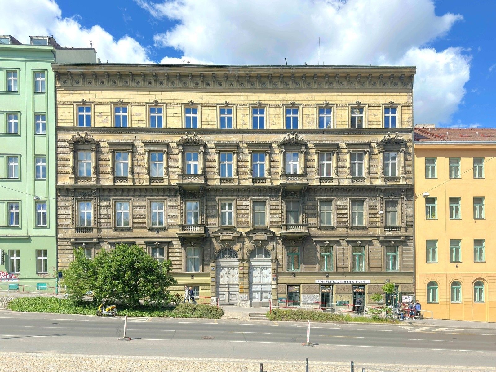 3+1, Mezibranská, Praha, 103 m²