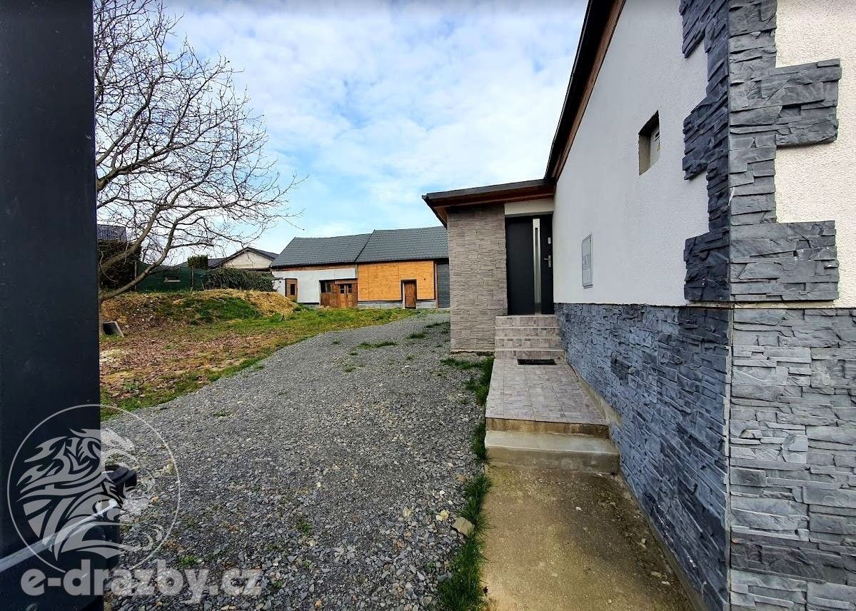 Prodej rodinný dům - Malá Strana, Brumovice, 130 m²